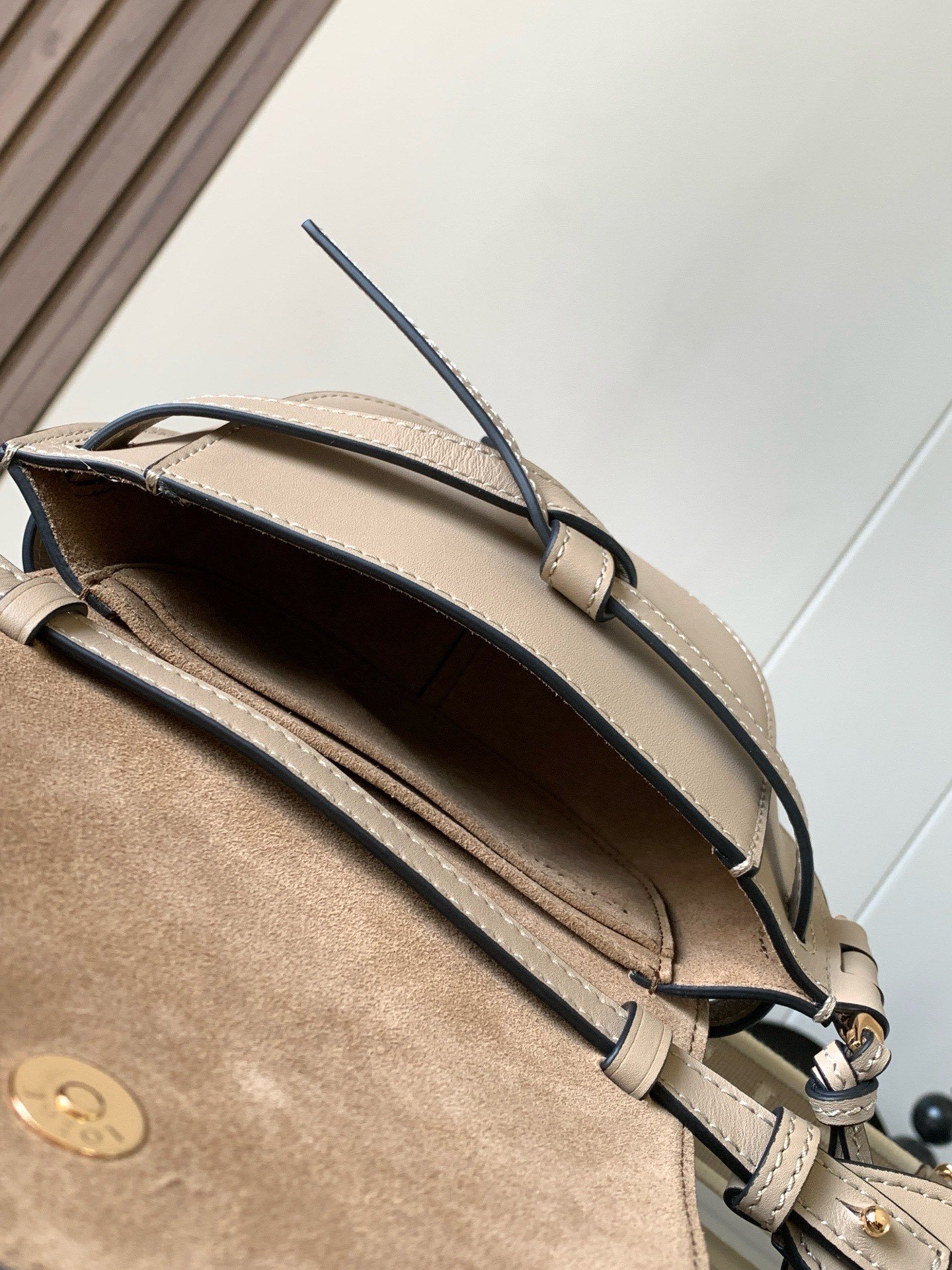 Loewe Mini Gate Dual 21 × 12,5 × 9,5 cm – Beige Sable – Image 8