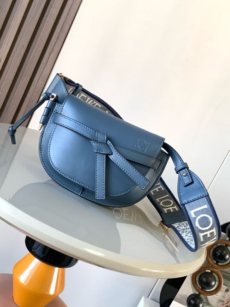 Loewe Mini Gate Dual 21 × 12,5 × 9,5 cm – Bleu