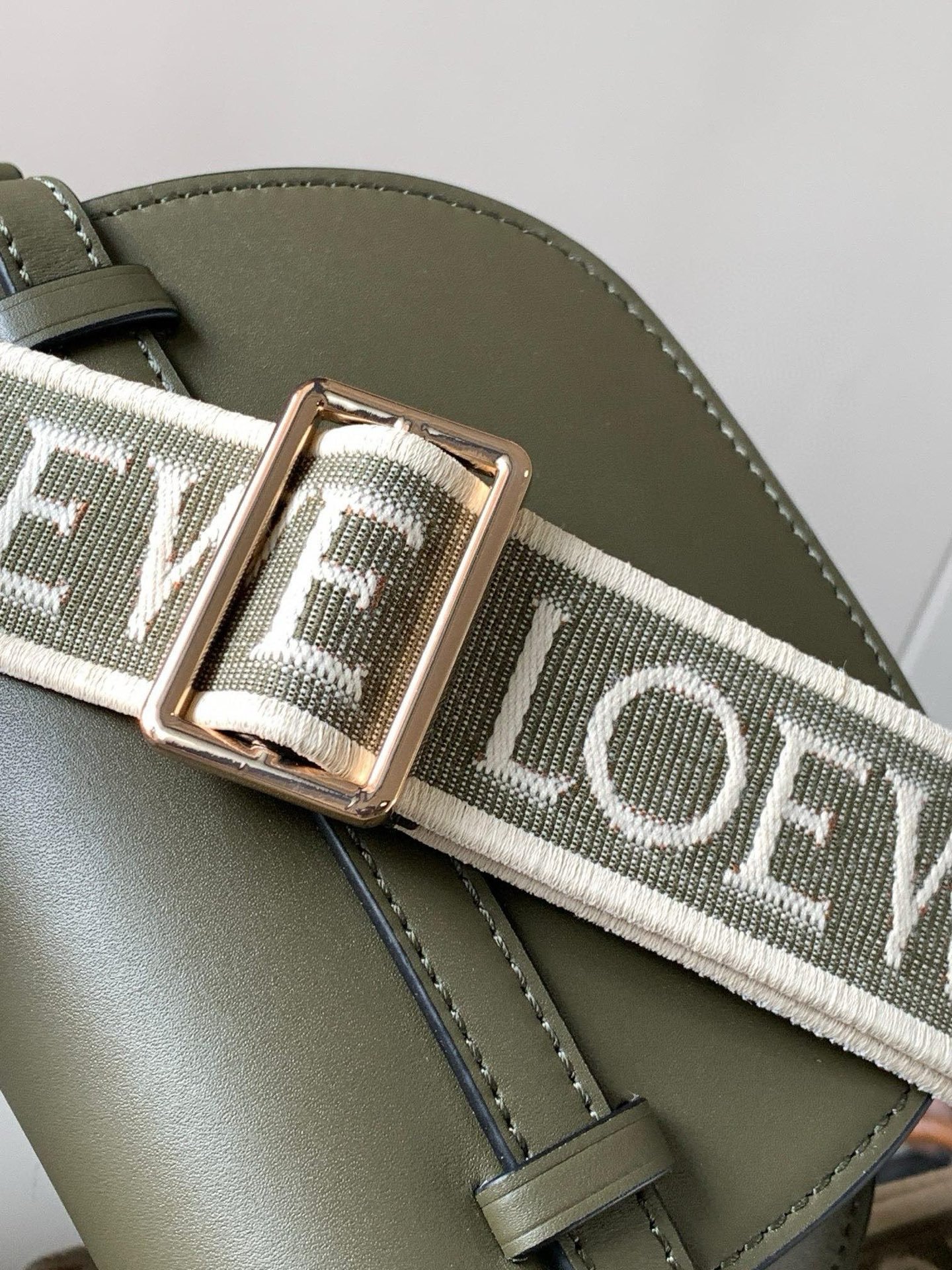 Loewe Mini Gate Dual 21 × 12,5 × 9,5 cm – Vert Olive – Image 6