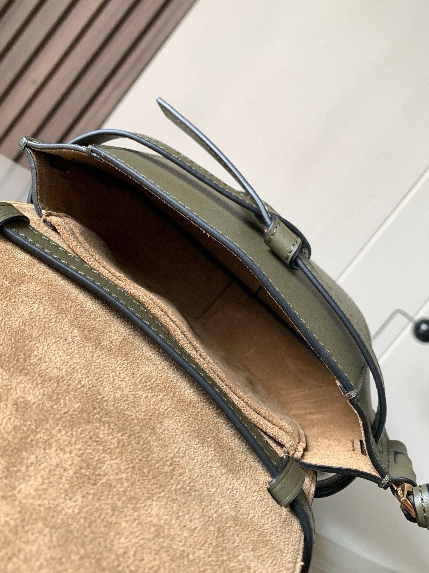 Loewe Mini Gate Dual 21 × 12,5 × 9,5 cm – Vert Olive – Image 8