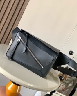 Loewe Small Puzzle Bumbag 24 × 16 × 10 cm – Noir