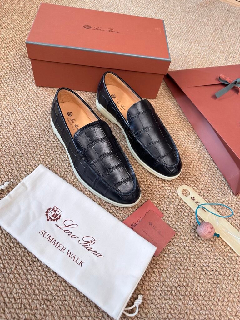 Loro Piana Summer Walk noir