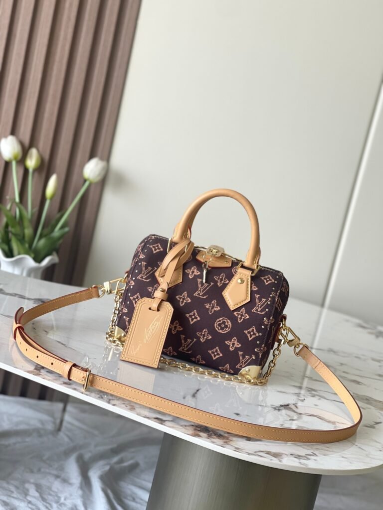 Louis Vuitton Nano Speedy 16 × 10 × 7,5 cm – Marron Monogram rose