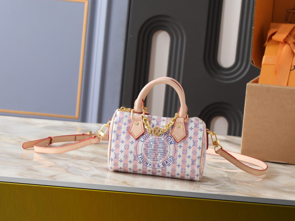 Louis Vuitton Nano Speedy 16 × 10 × 7,5 cm – Rose pastel Monogram multicolore