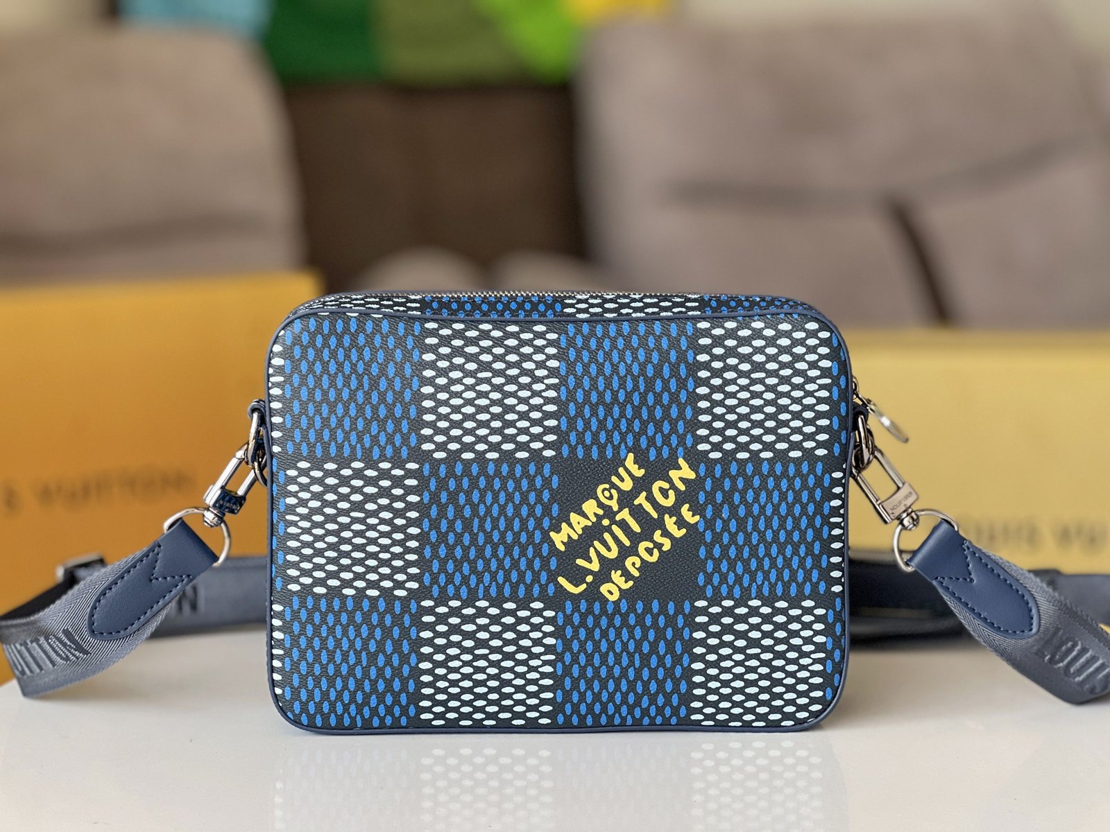 Louis Vuitton Nil Damoflage 25 × 17,5 × 11 cm – Bleu Indigo – Image 3