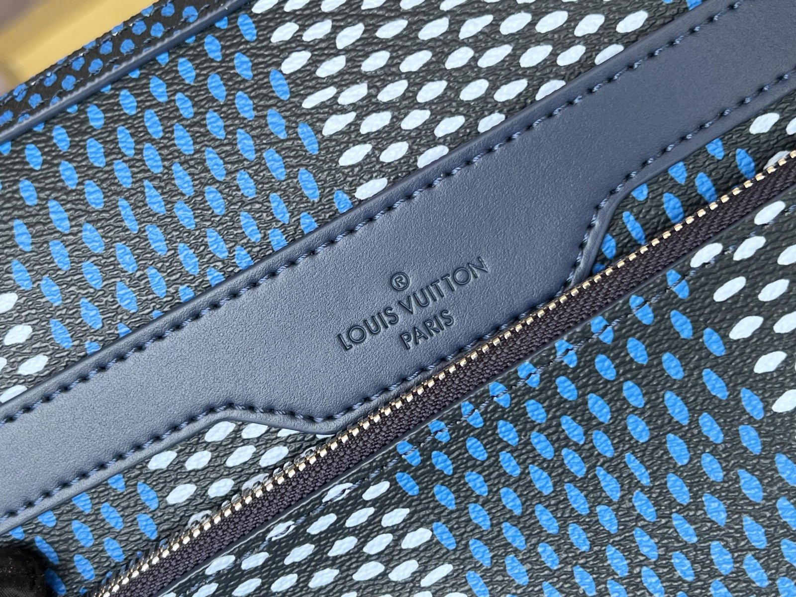 Louis Vuitton Nil Damoflage 25 × 17,5 × 11 cm – Bleu Indigo – Image 6