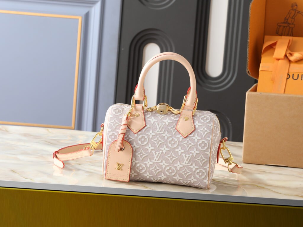 Louis Vuitton Speedy Bandoulière 20 20,5 × 13,5 × 12 cm – Gris perle et rose Monogram