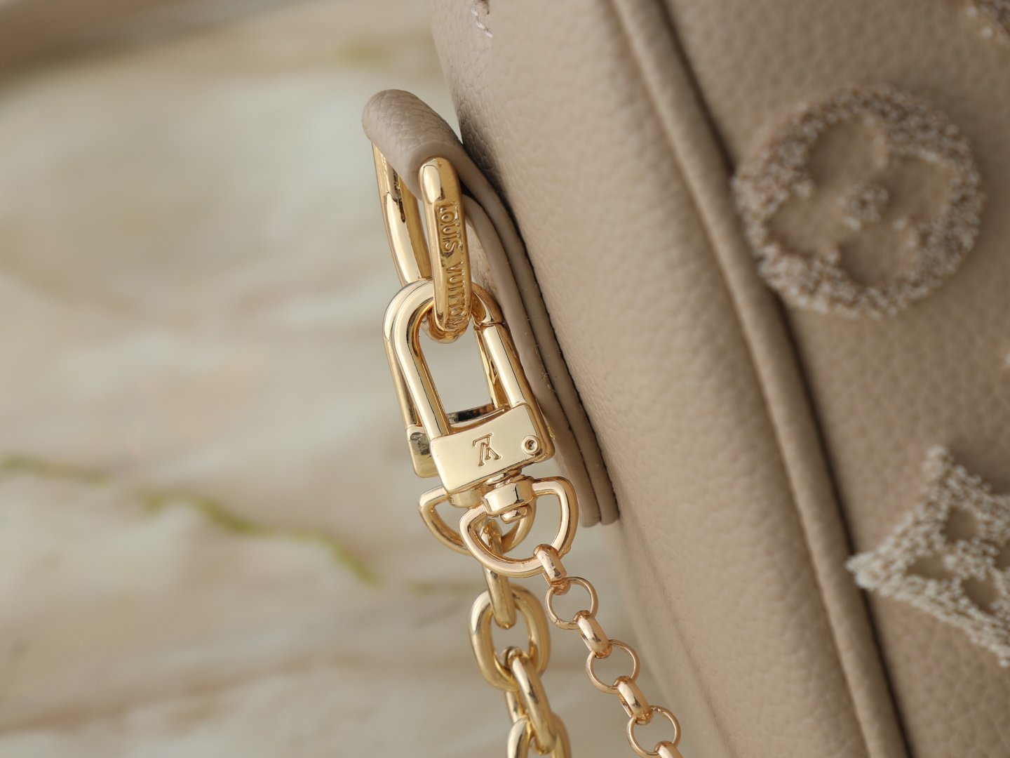 Louis Vuitton Speedy Bandoulière 20 20,5 × 13,5 × 12 cm – Taupe Monogram Empreinte – Image 6