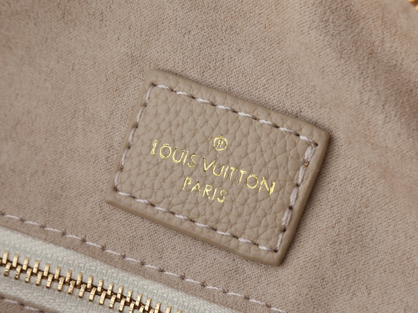 Louis Vuitton Speedy Bandoulière 20 20,5 × 13,5 × 12 cm – Taupe Monogram Empreinte – Image 8