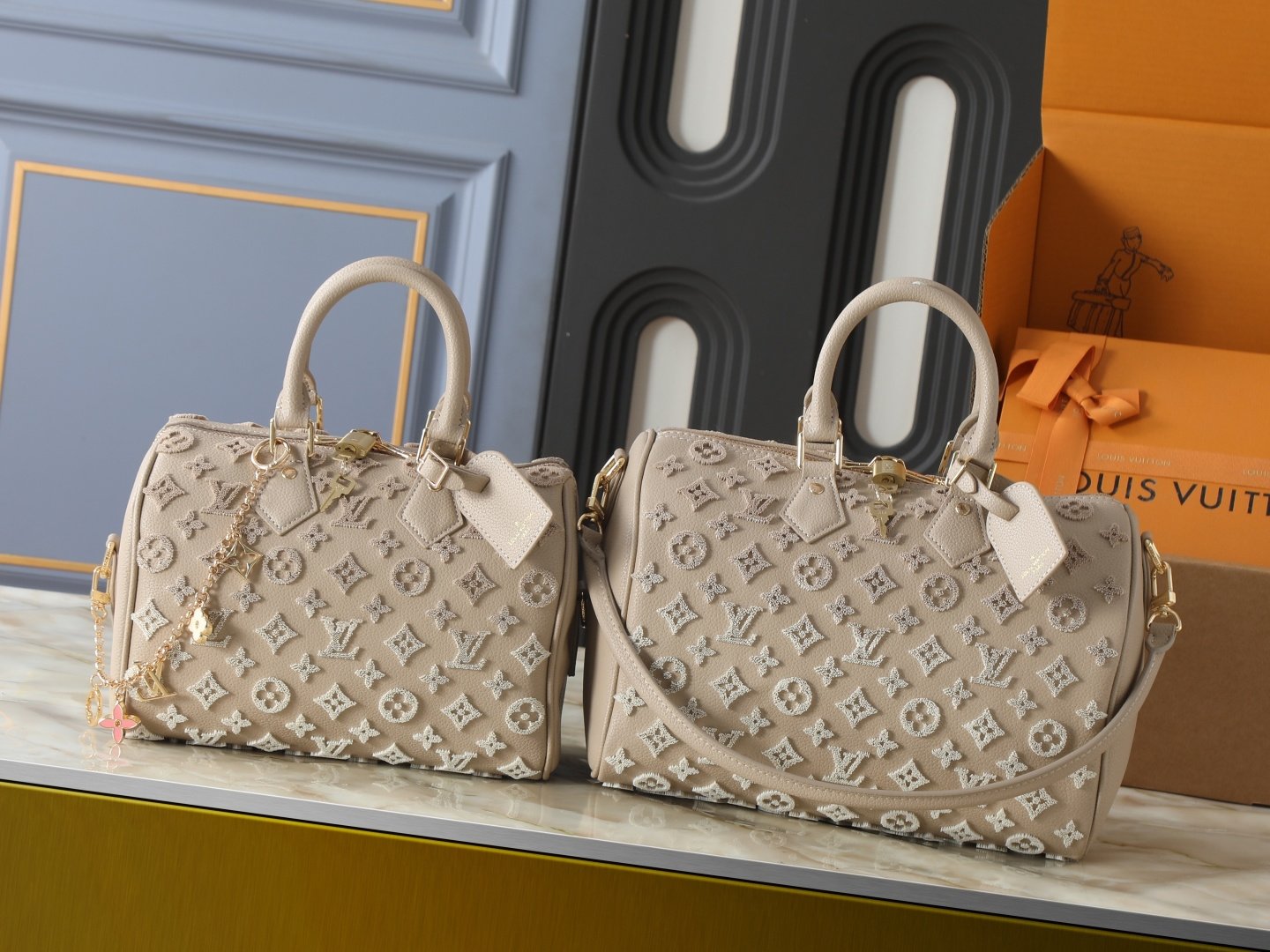 Louis Vuitton Speedy Bandoulière 20 20,5 × 13,5 × 12 cm – Taupe Monogram Empreinte – Image 10