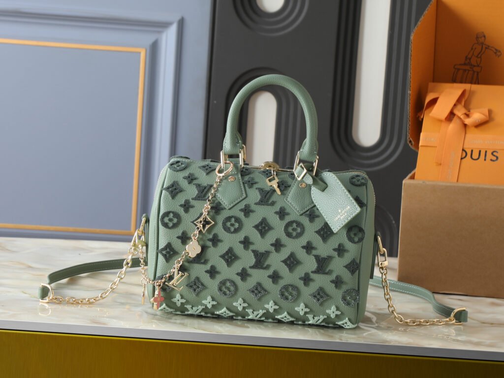 Louis Vuitton Speedy Bandoulière 20 20,5 × 13,5 × 12 cm – Vert sauge Monogram Empreinte