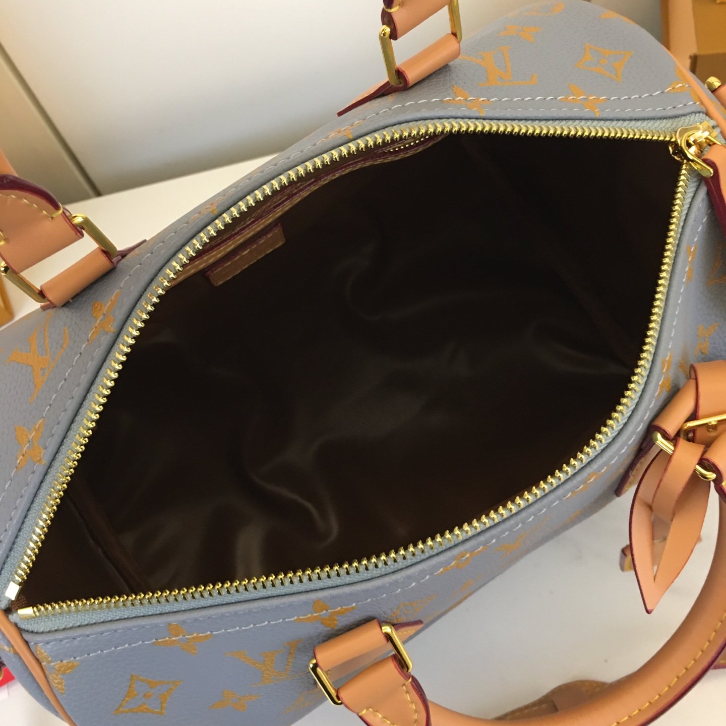 Louis Vuitton Speedy Bandoulière 25 25 × 19 × 15 cm – Bleu gris Monogram – Image 9