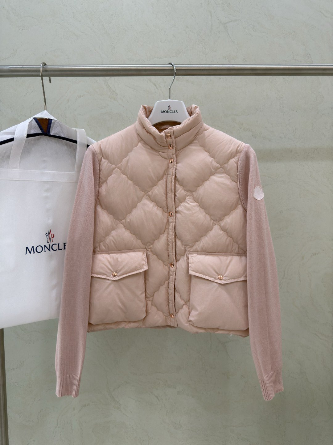 Moncler Square-Quilted Padded Wool Zip-Up Cardigan – Veste matelassée