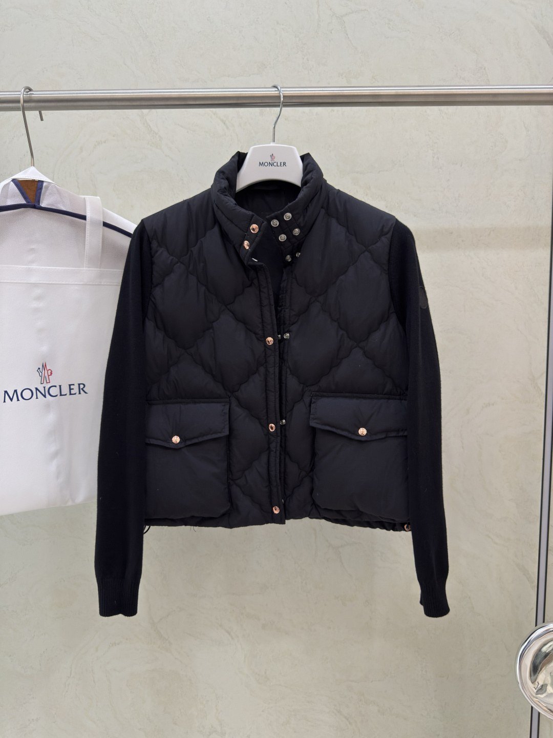 Moncler Square-Quilted Padded Wool Zip-Up Cardigan – Veste matelassée