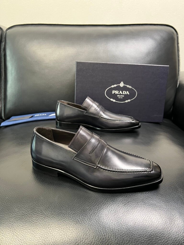 Prada Mocassins classiques noir