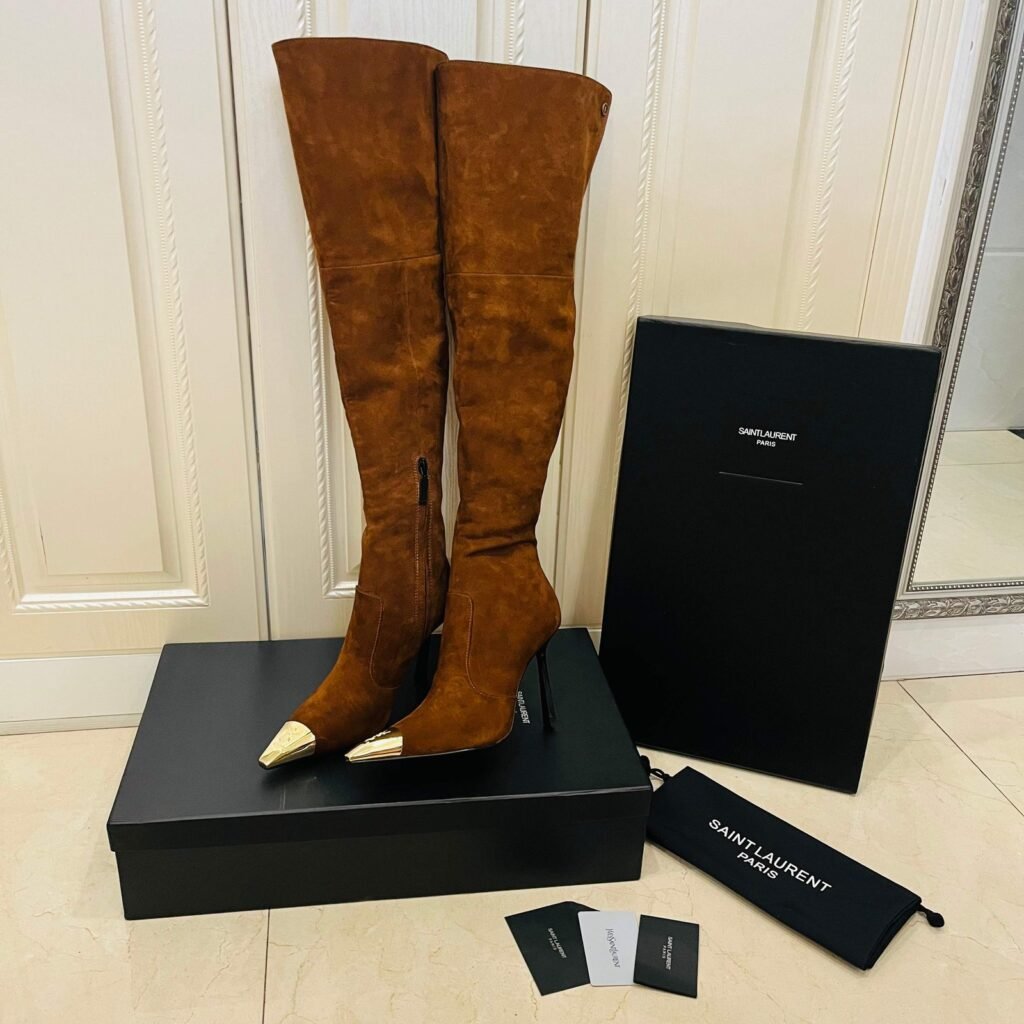Saint Laurent Bottes hautes à bout métal doré marron