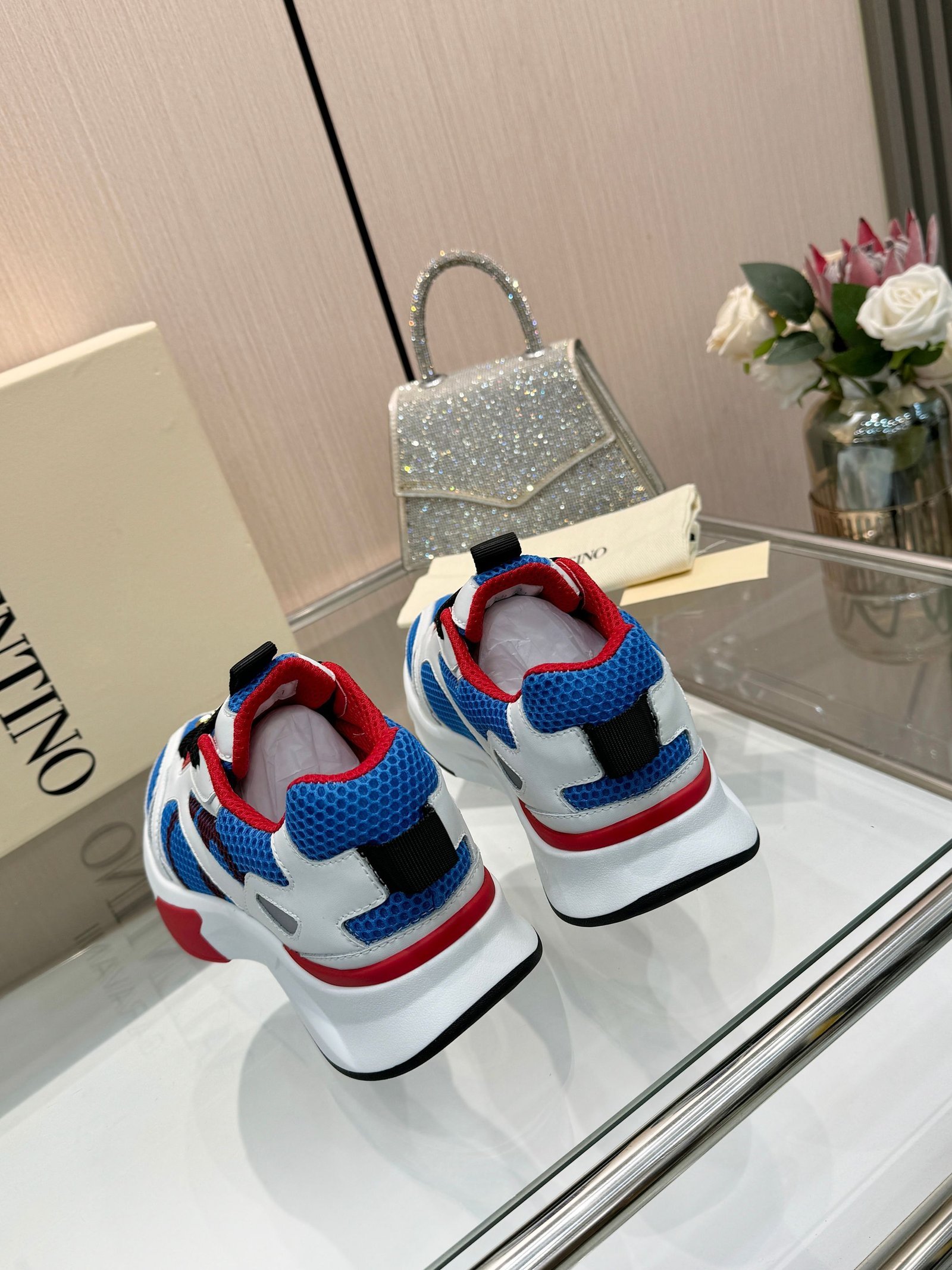 Valentino Garavani sneakers chunky bleu rouge et blanc