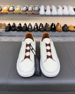 Zegna Triple Stitch blanc et cognac