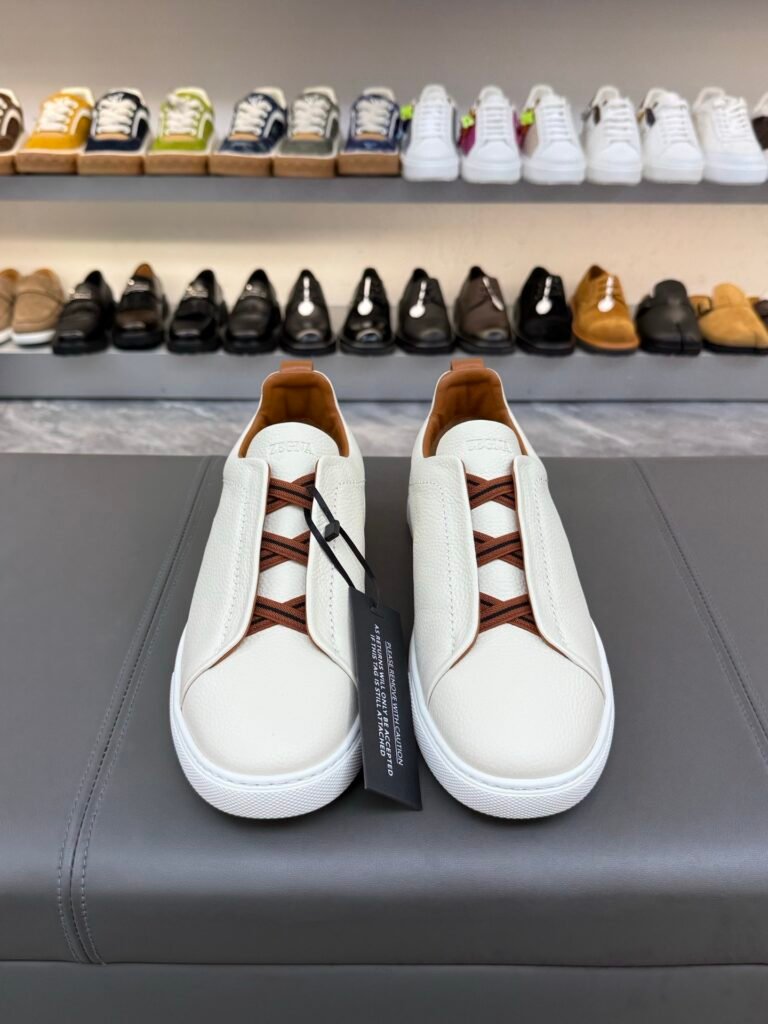 Zegna Triple Stitch blanc et cognac
