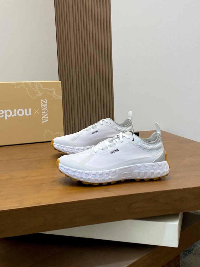 Zegna ZEGNA x norda 001 blanc cassé
