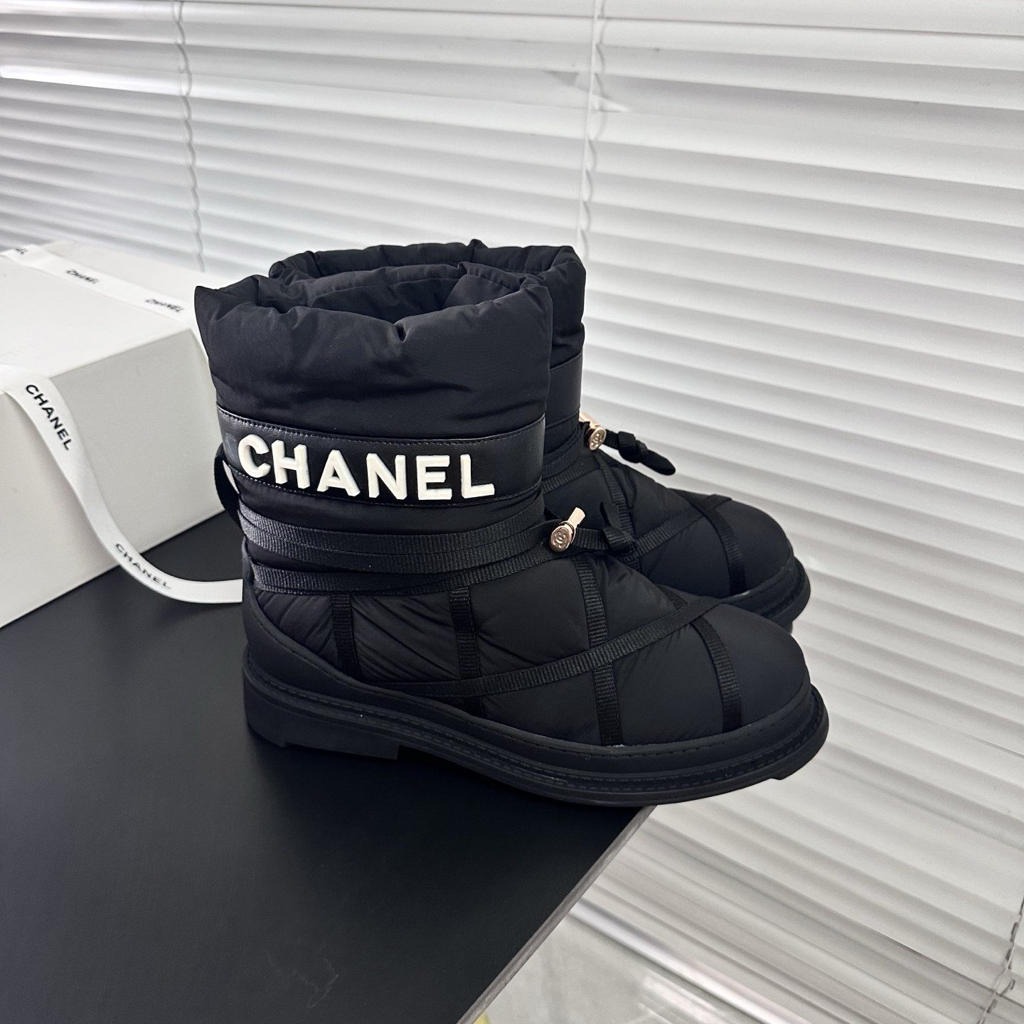 Chanel Bottes de Neige Matelassées Noir