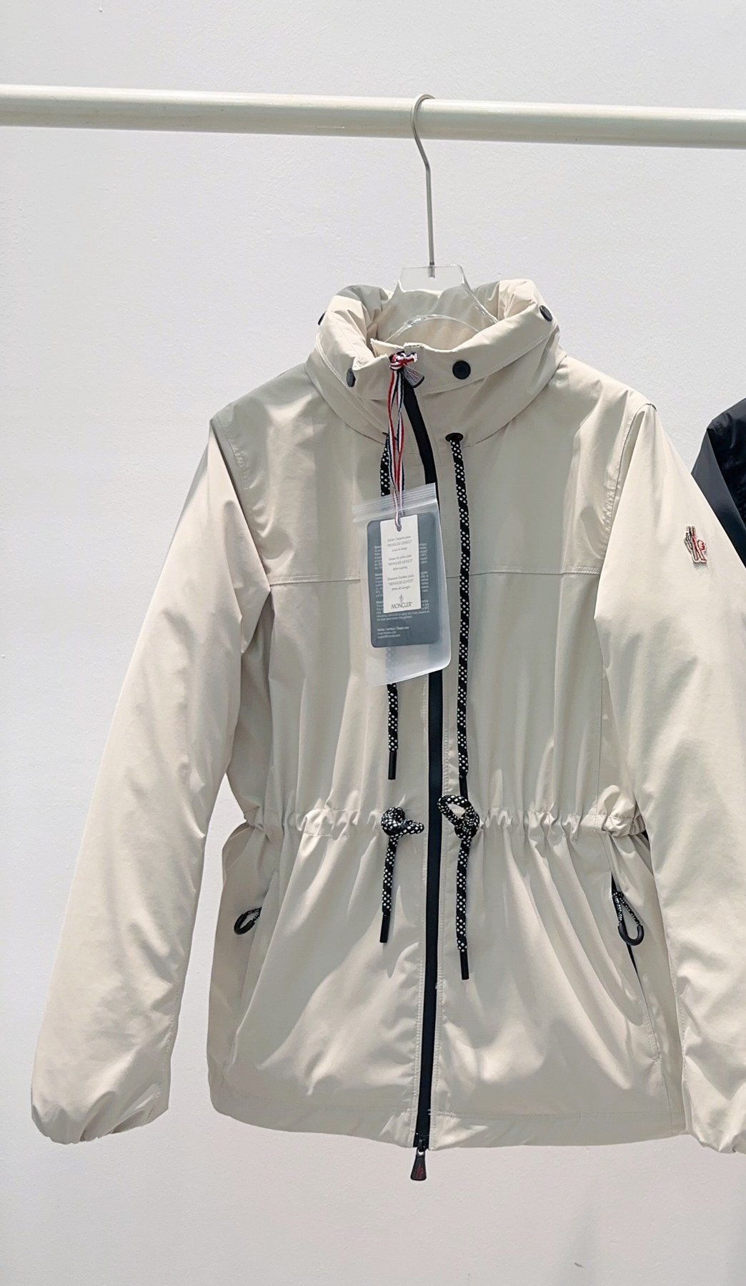 Moncler Veste Technique à Capuche et Taille Ajustable