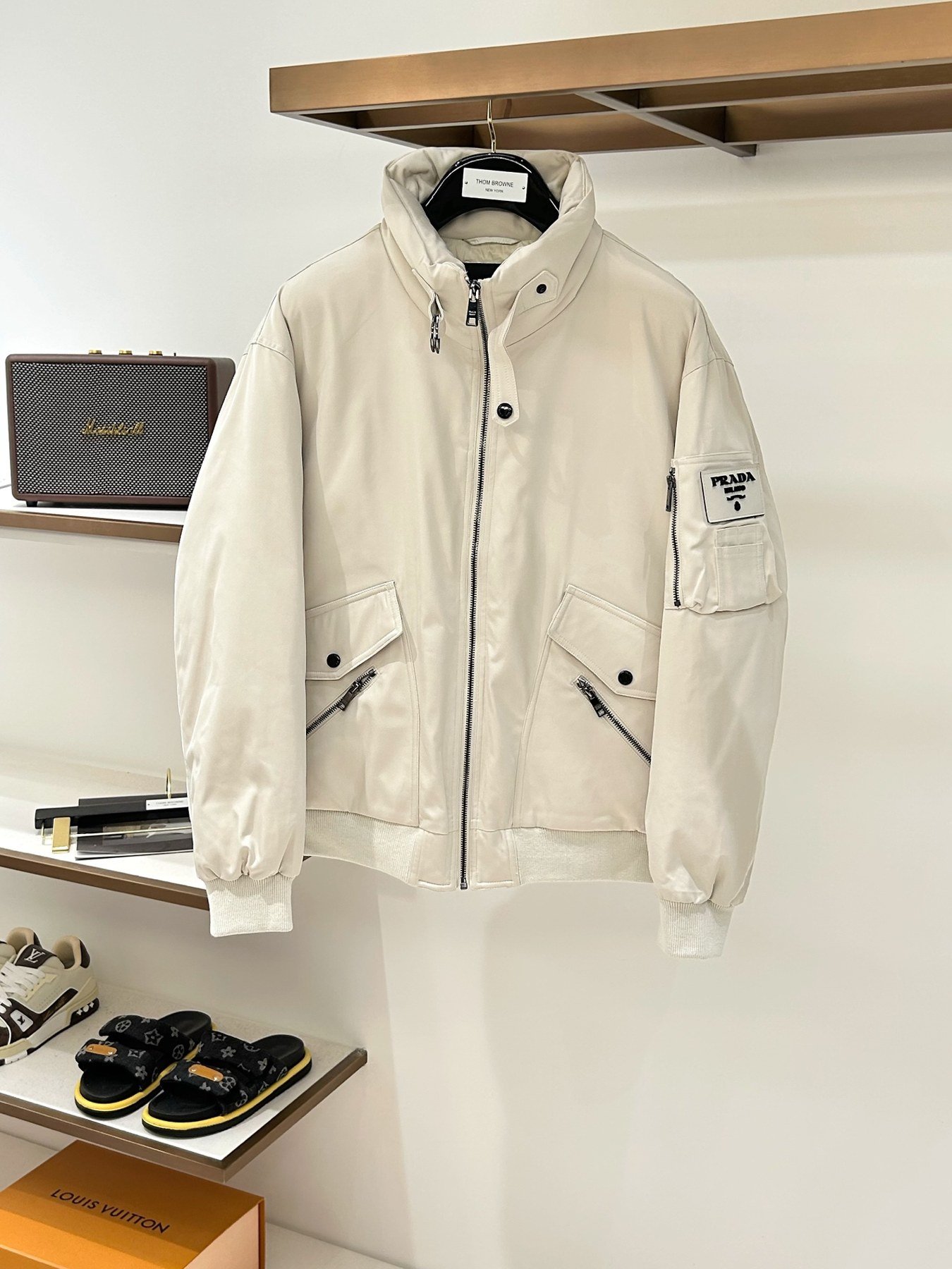 Prada Veste Technique Matelassée à Capuche Ivoire