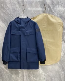 Burberry Parka Longue à Capuche Check Bleu Marine