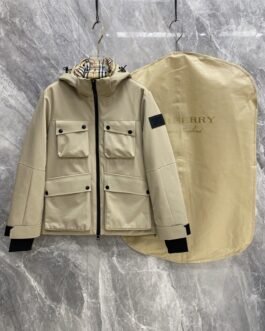 Burberry Veste Field Multi-Poches Check Beige