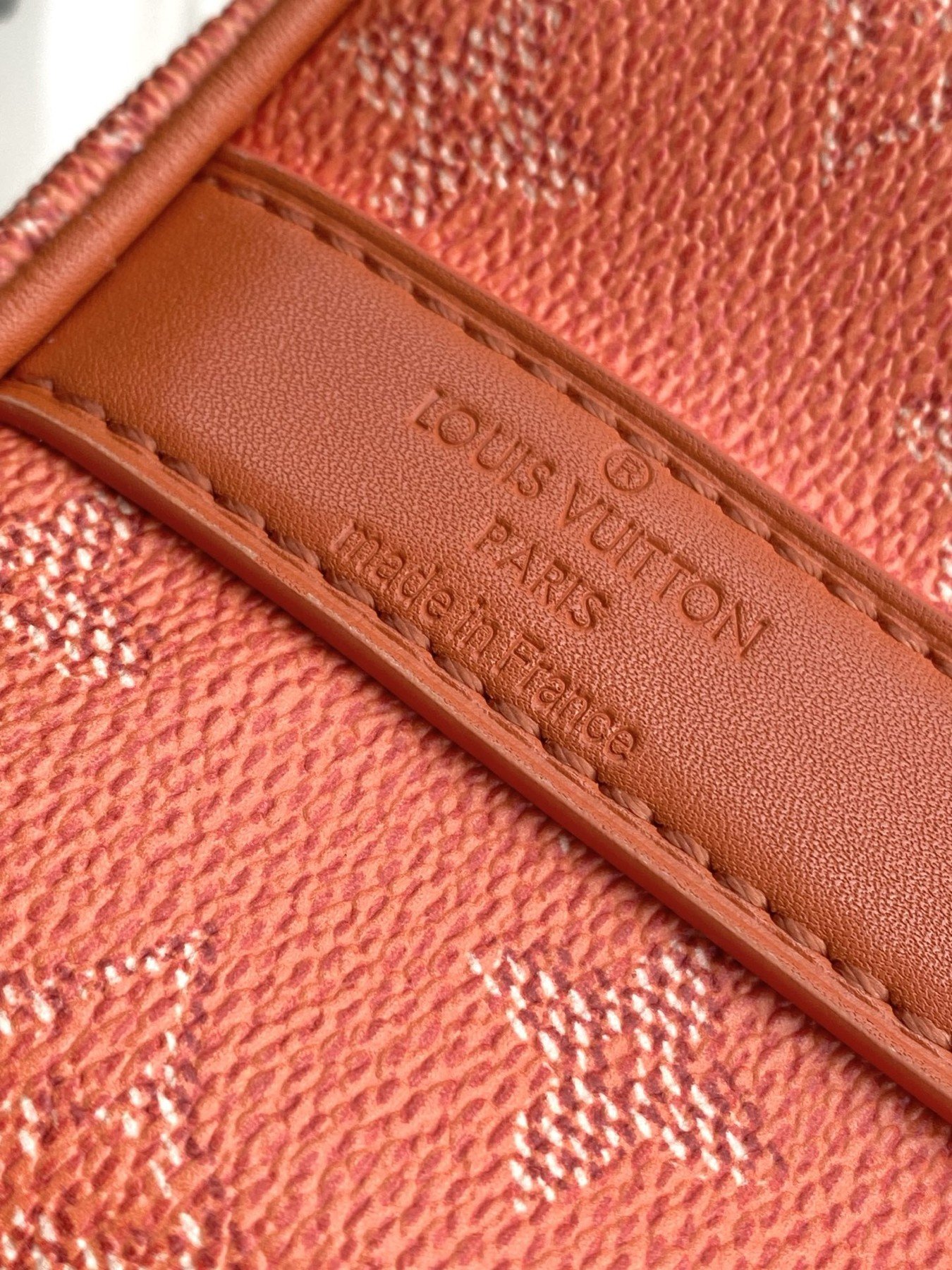 Louis Vuitton Keepall Bandoulière 25 Monogram Corail – Image 5