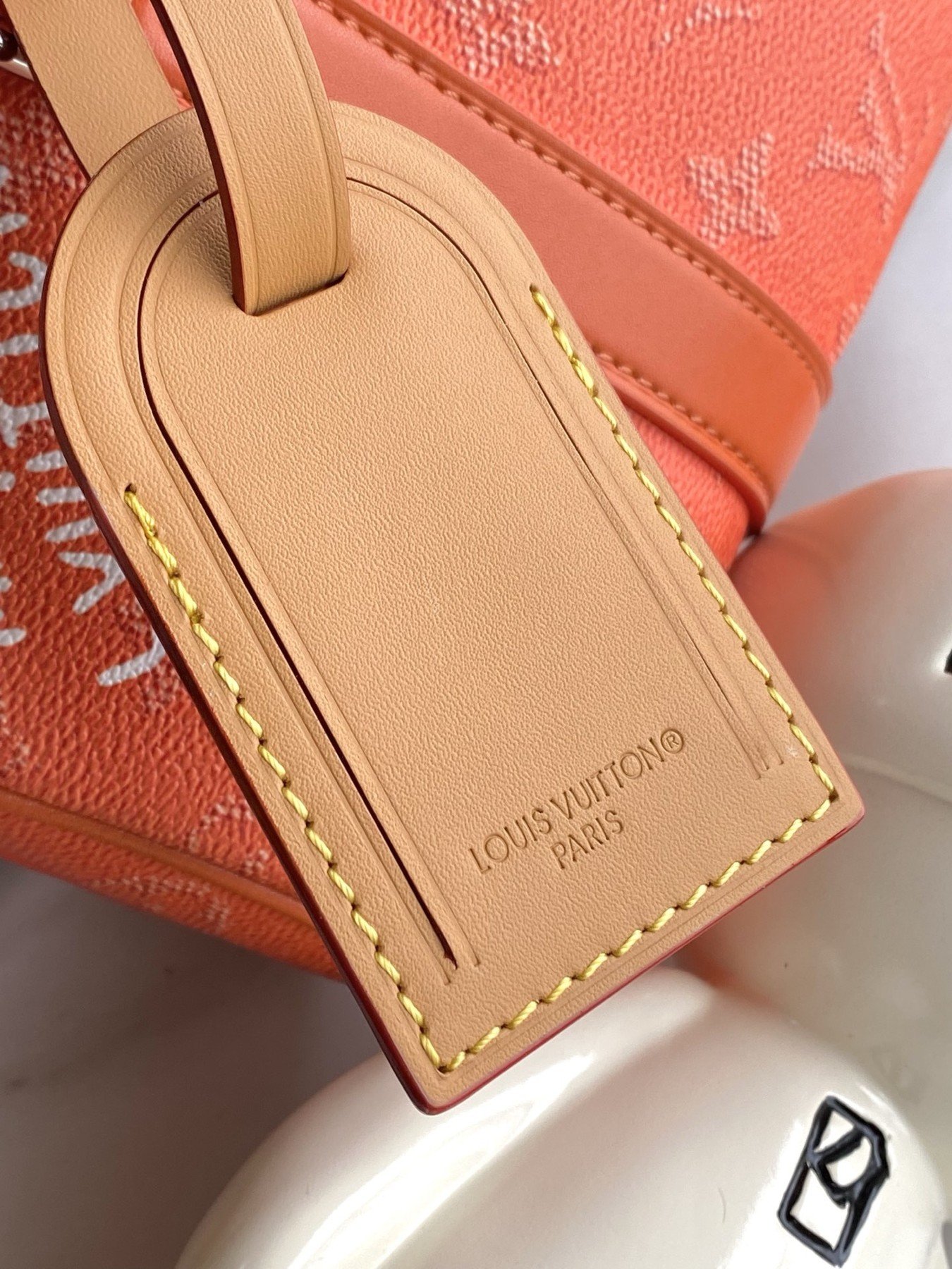 Louis Vuitton Keepall Bandoulière 25 Monogram Corail – Image 6