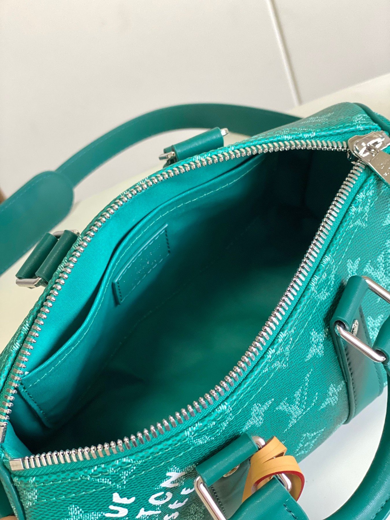 Louis Vuitton Keepall Bandoulière 25 Monogram Vert Turquoise – Image 8