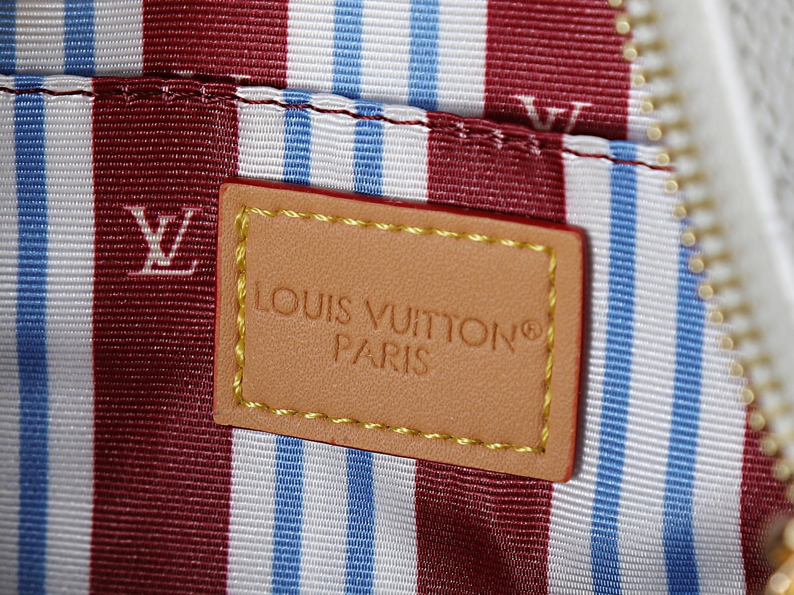Louis Vuitton Keepall Bandoulière 35 Monogram Blanc Beige – Image 8