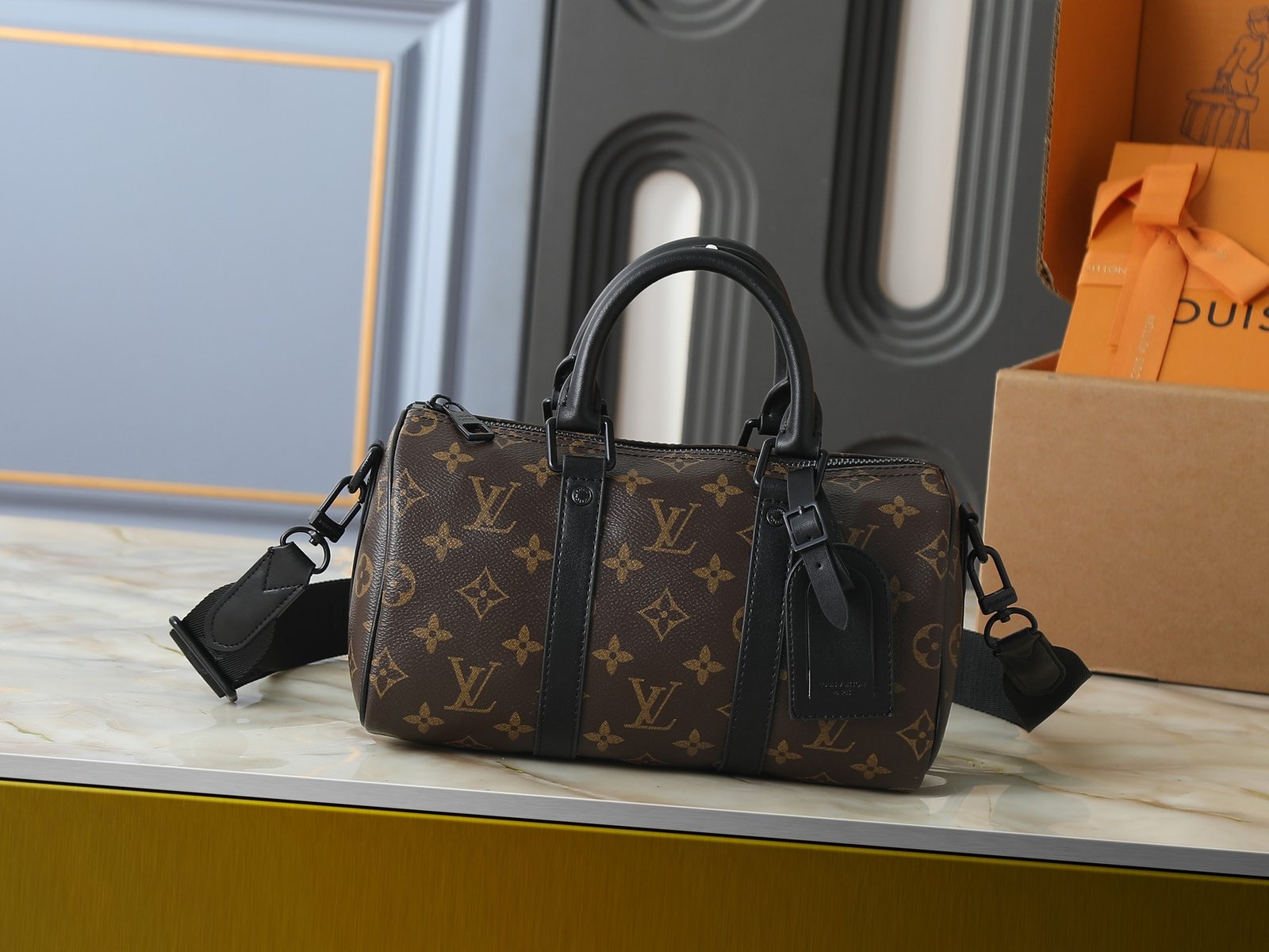 Louis Vuitton Keepall Bandoulière 35 Monogram Marron