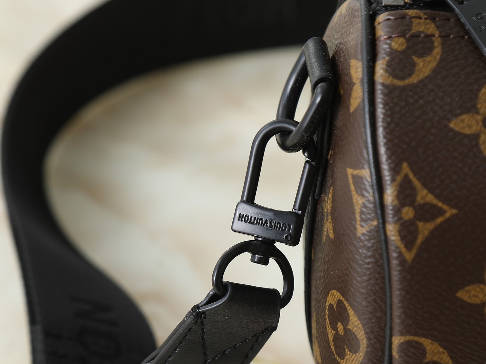 Louis Vuitton Keepall Bandoulière 35 Monogram Marron – Image 6