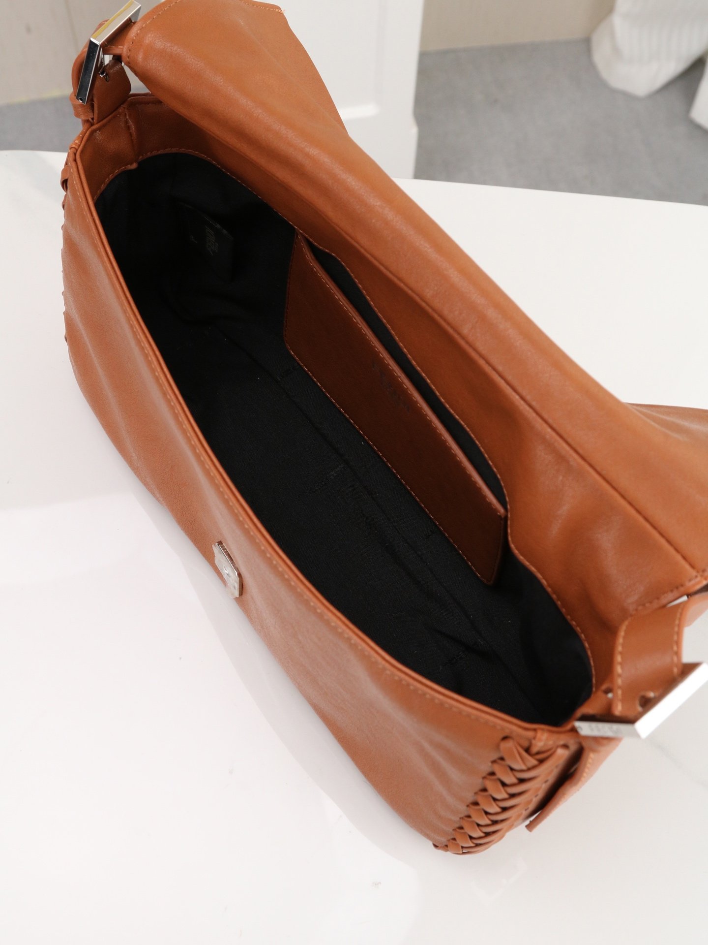 Fendi Baguette Whipstitch Cognac