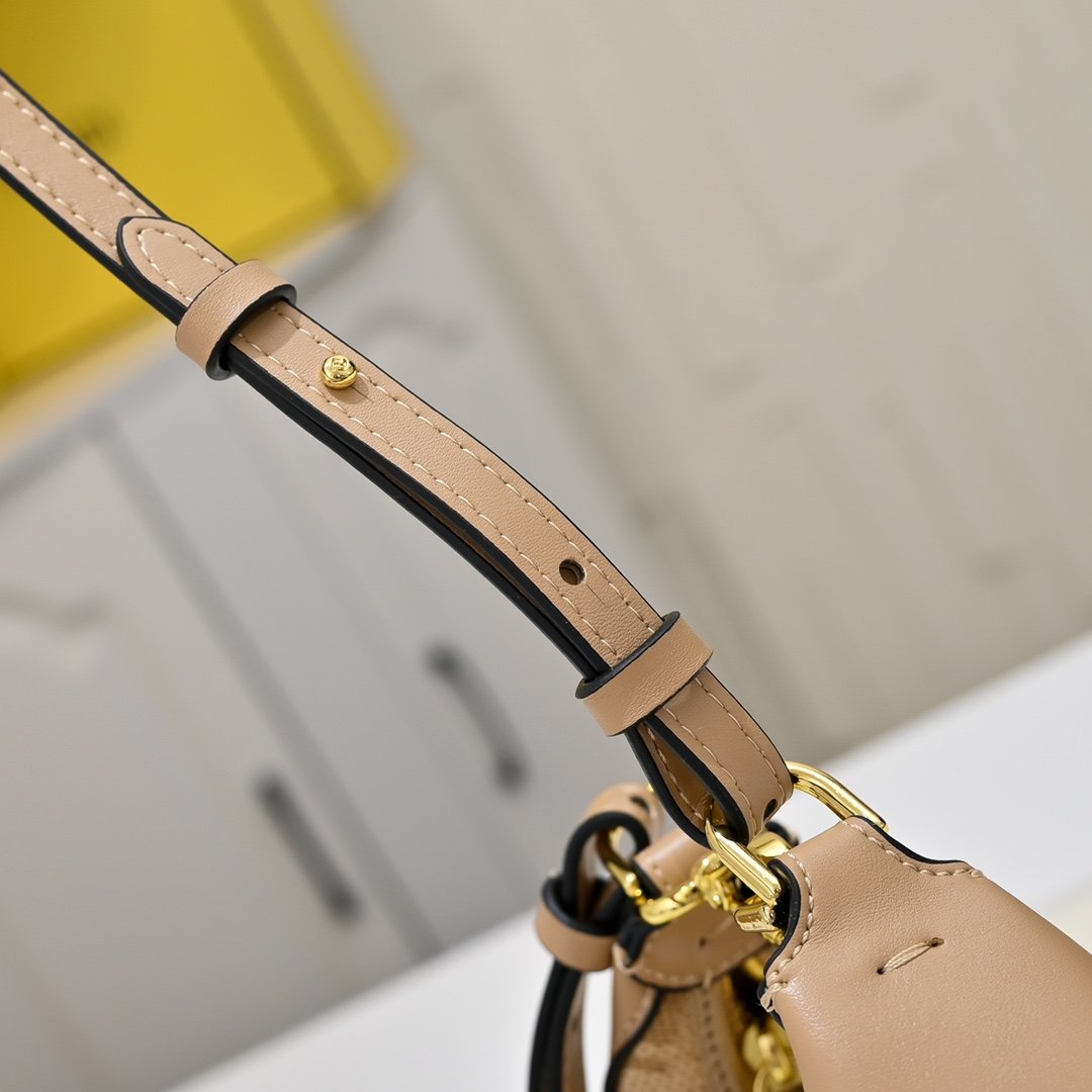 Fendi Fendigraphy Mini FF Franges Beige