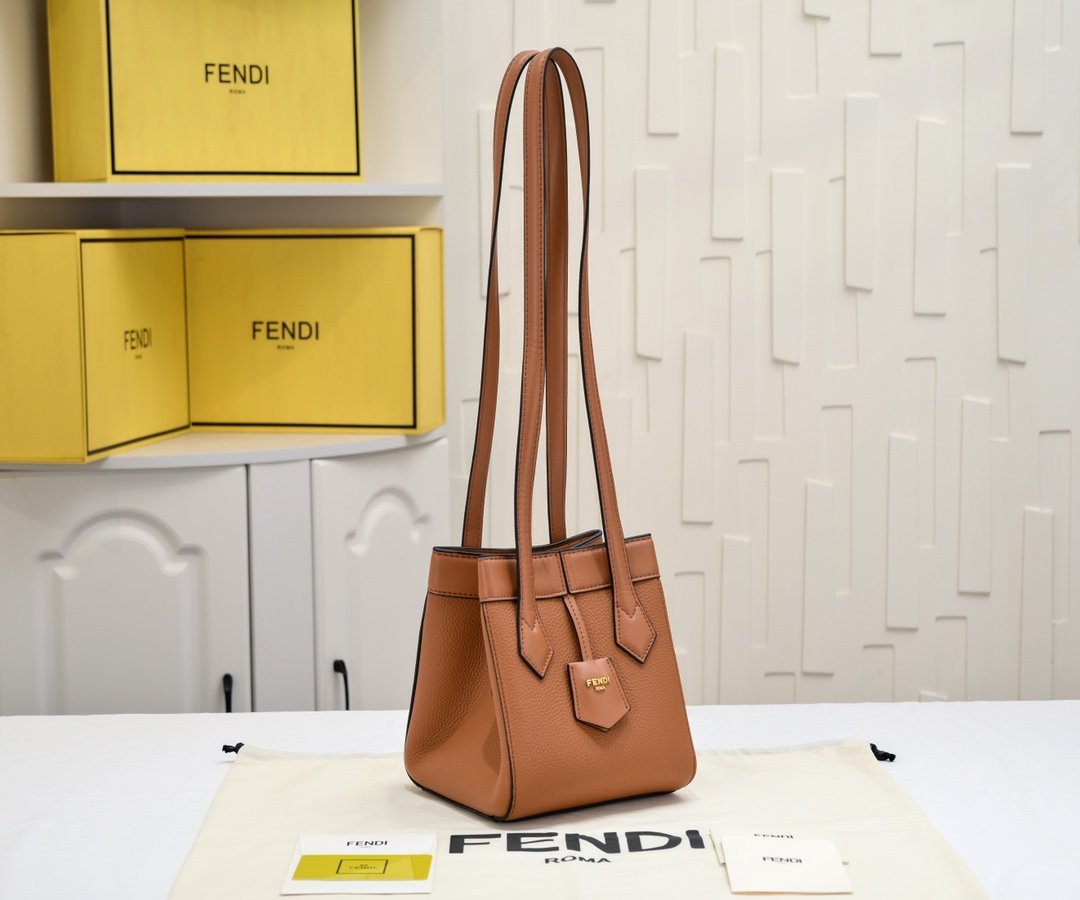 Fendi Origami Mini Camel – Image 2