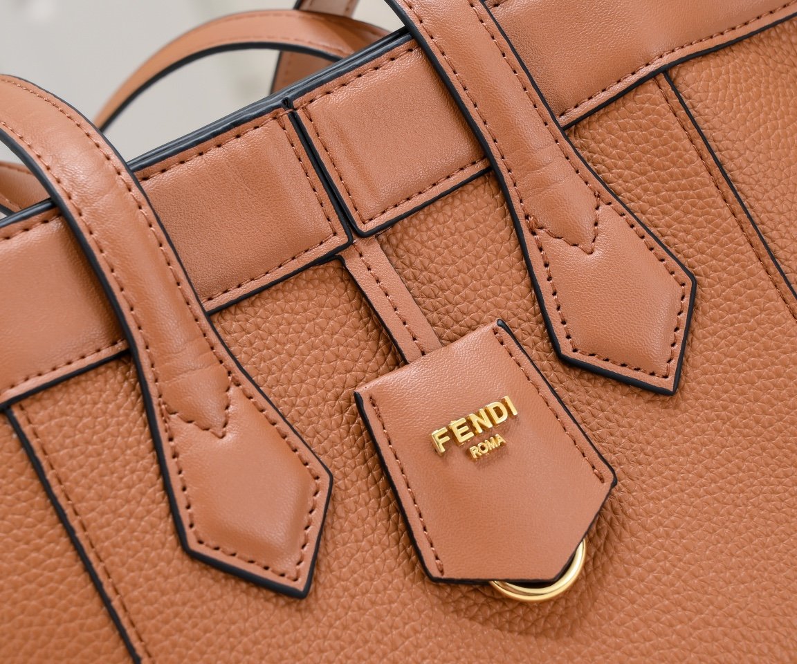 Fendi Origami Mini Camel – Image 4
