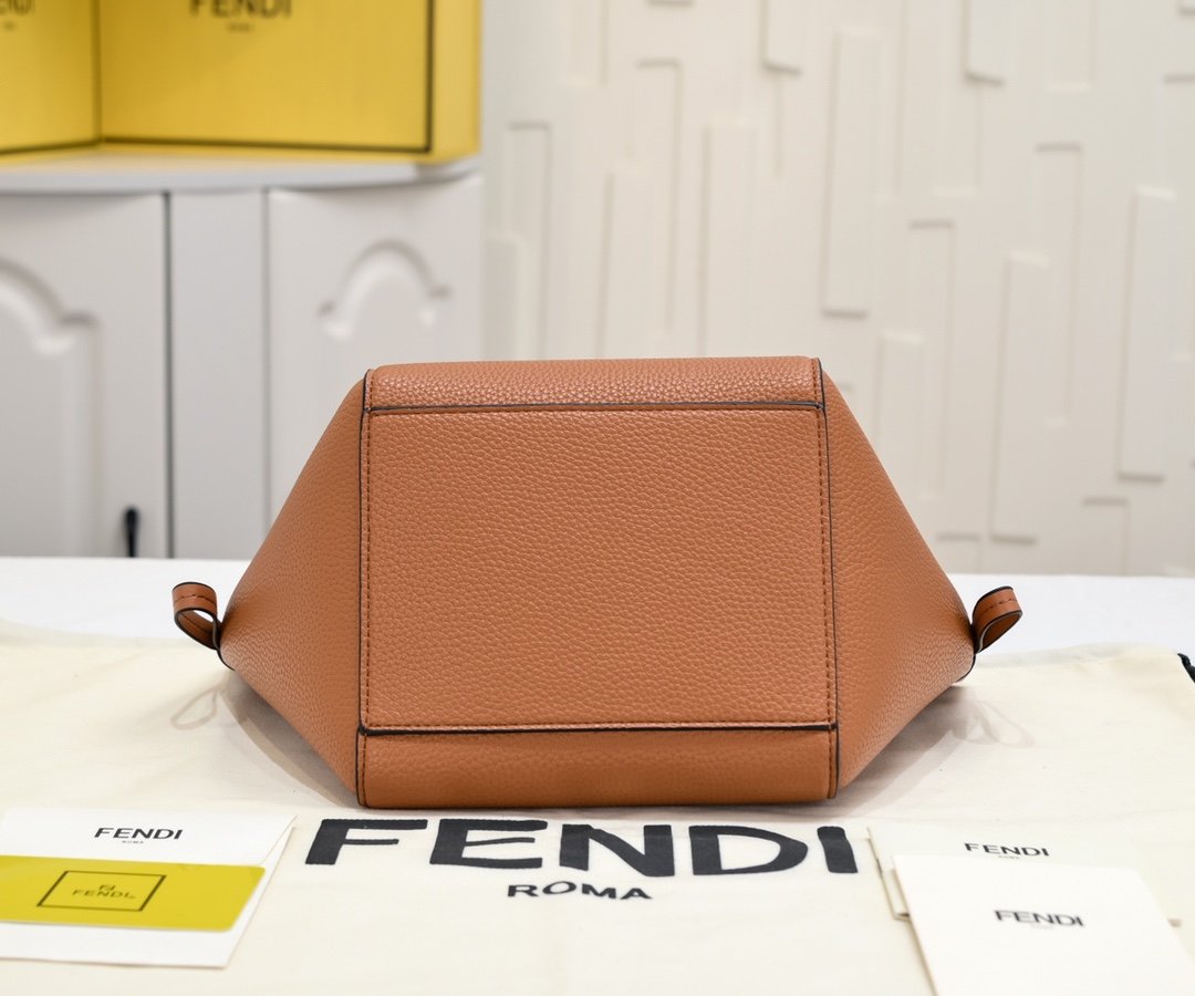 Fendi Origami Mini Camel – Image 8