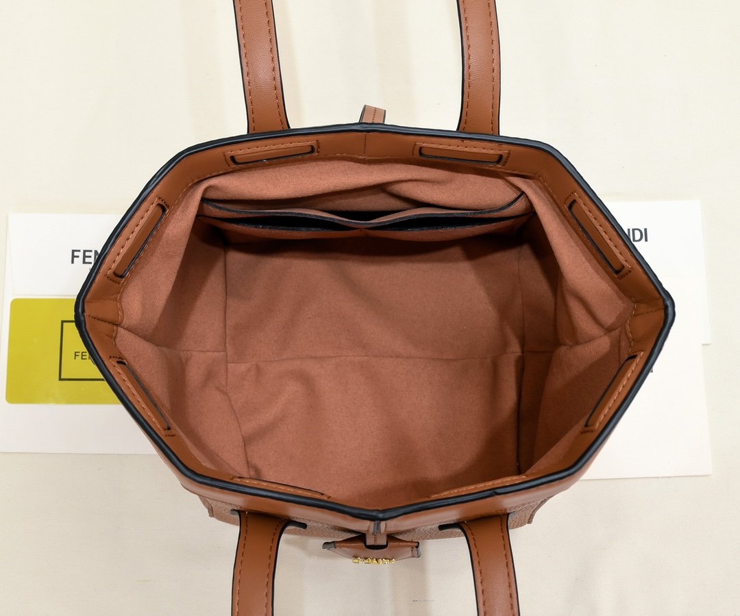 Fendi Origami Mini Camel – Image 9