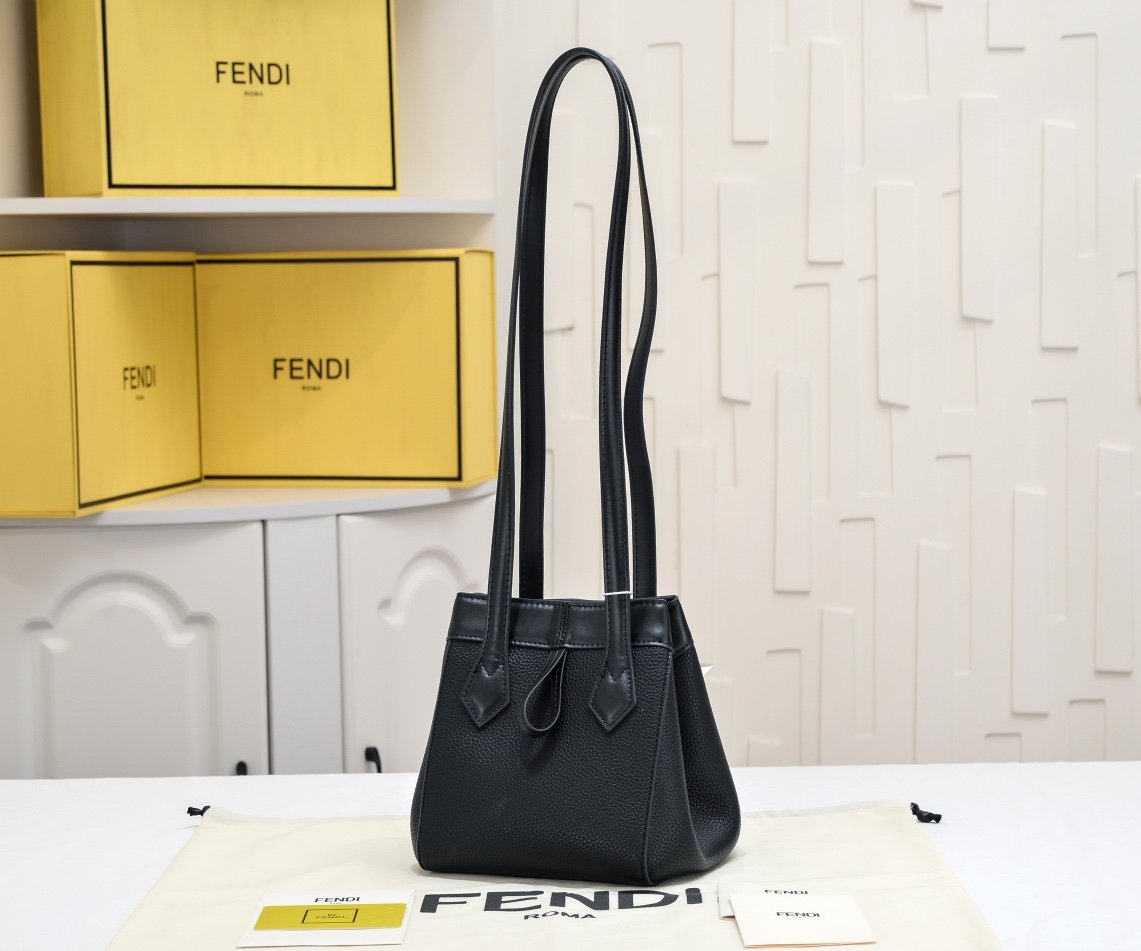 Fendi Origami Mini Noir – Image 3