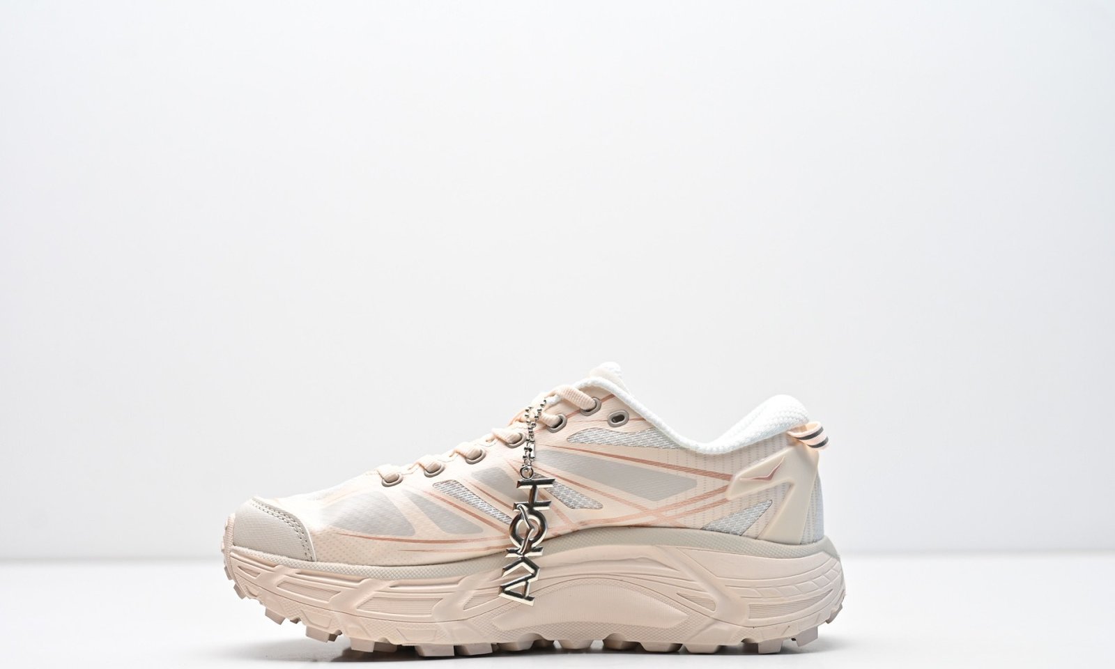 HOKA - vue 3