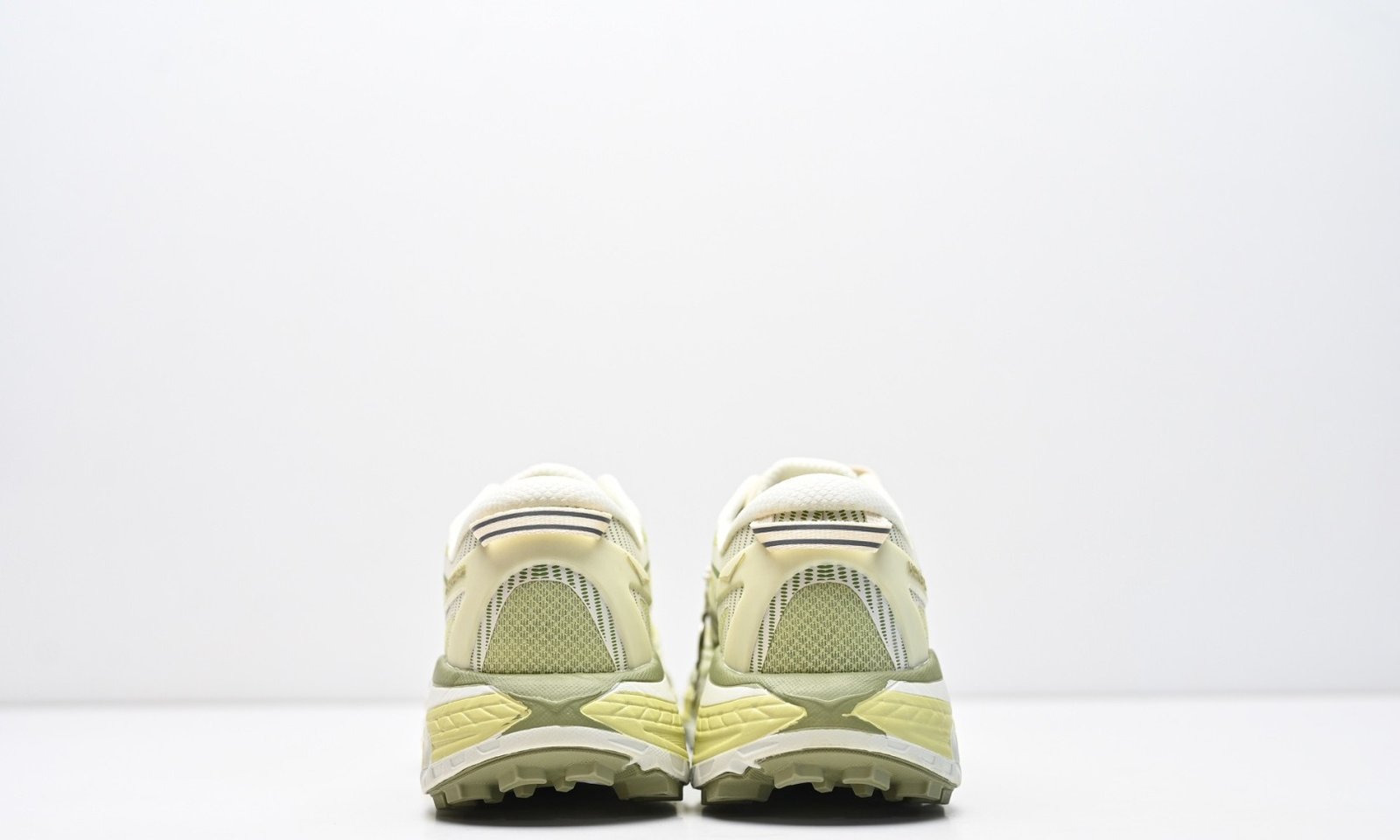 HOKA - vue 7