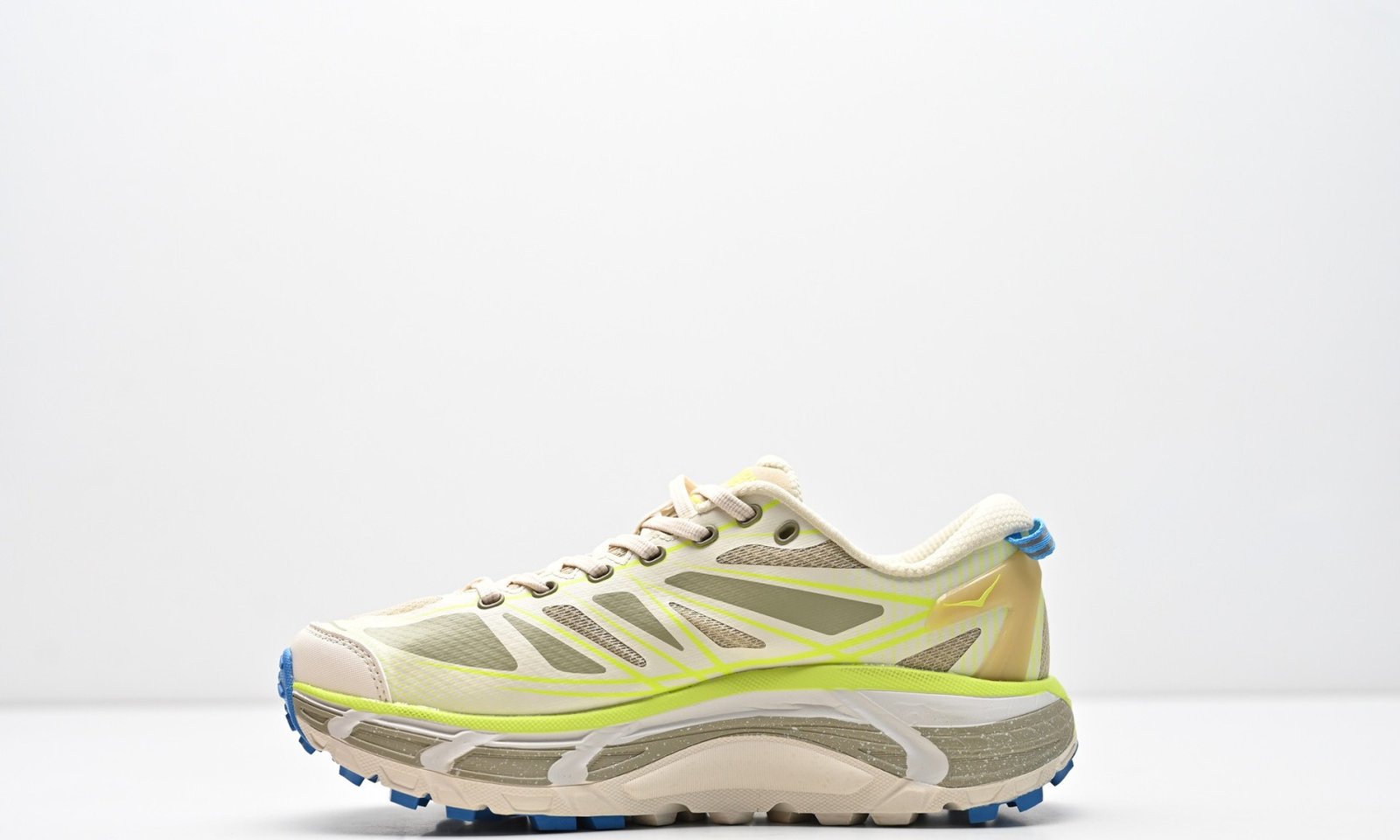 HOKA - vue 3