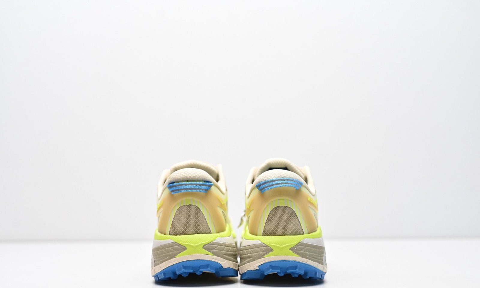HOKA - vue 7