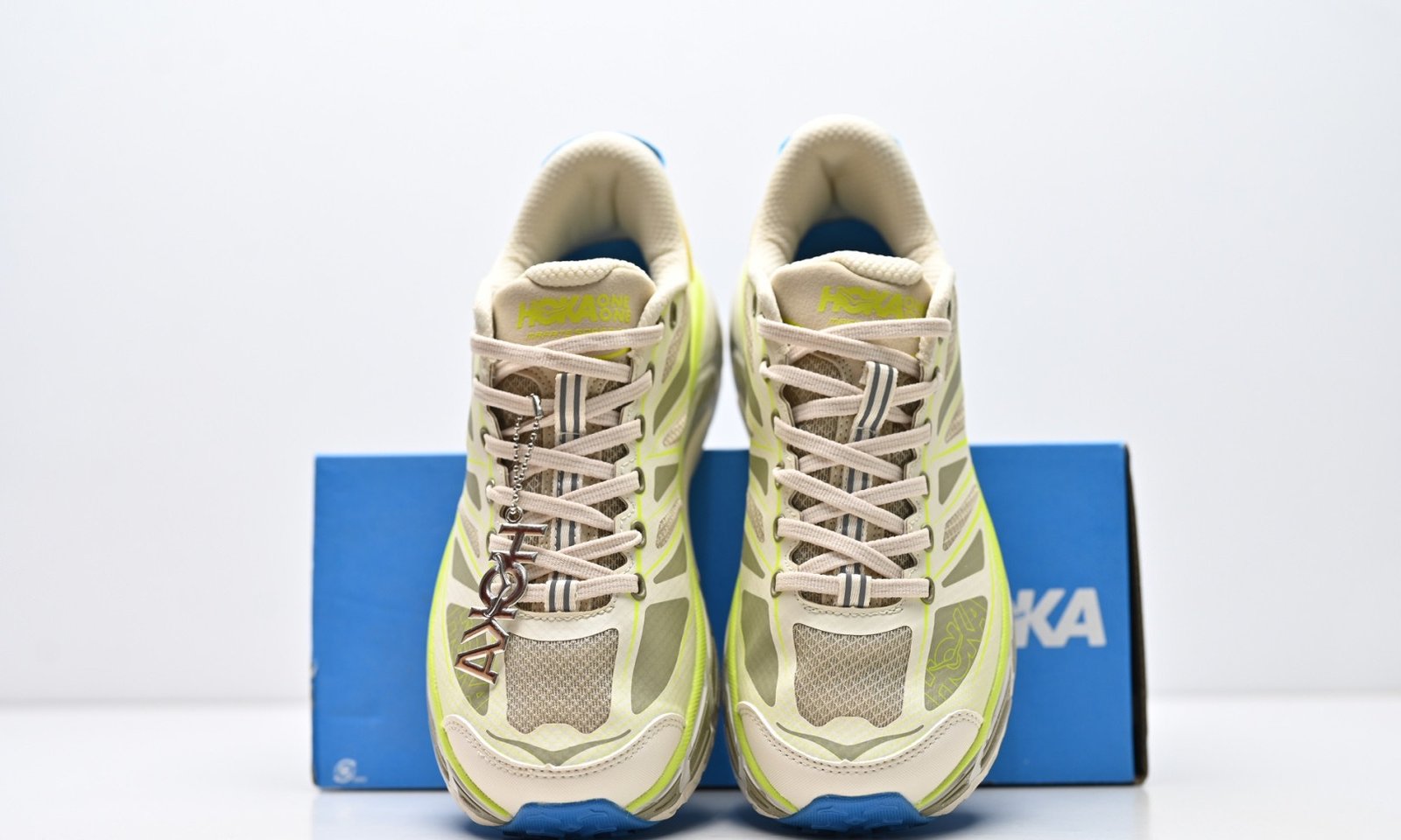HOKA - vue 8