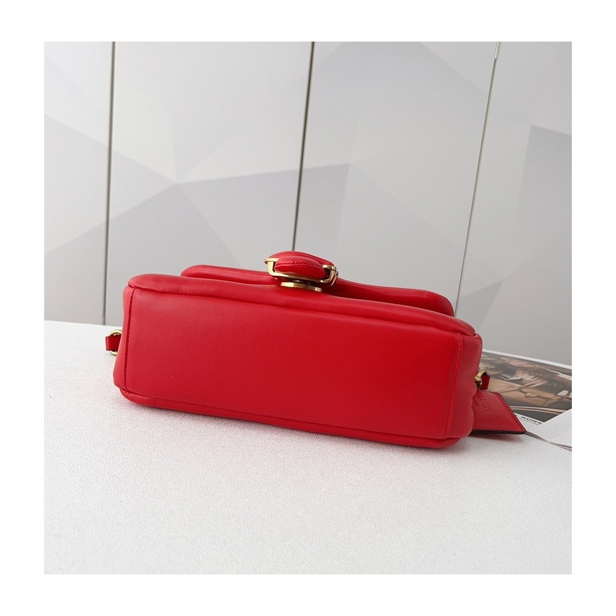 Coach Pillow Tabby 26 × 15 × 7,5 cm – Rouge