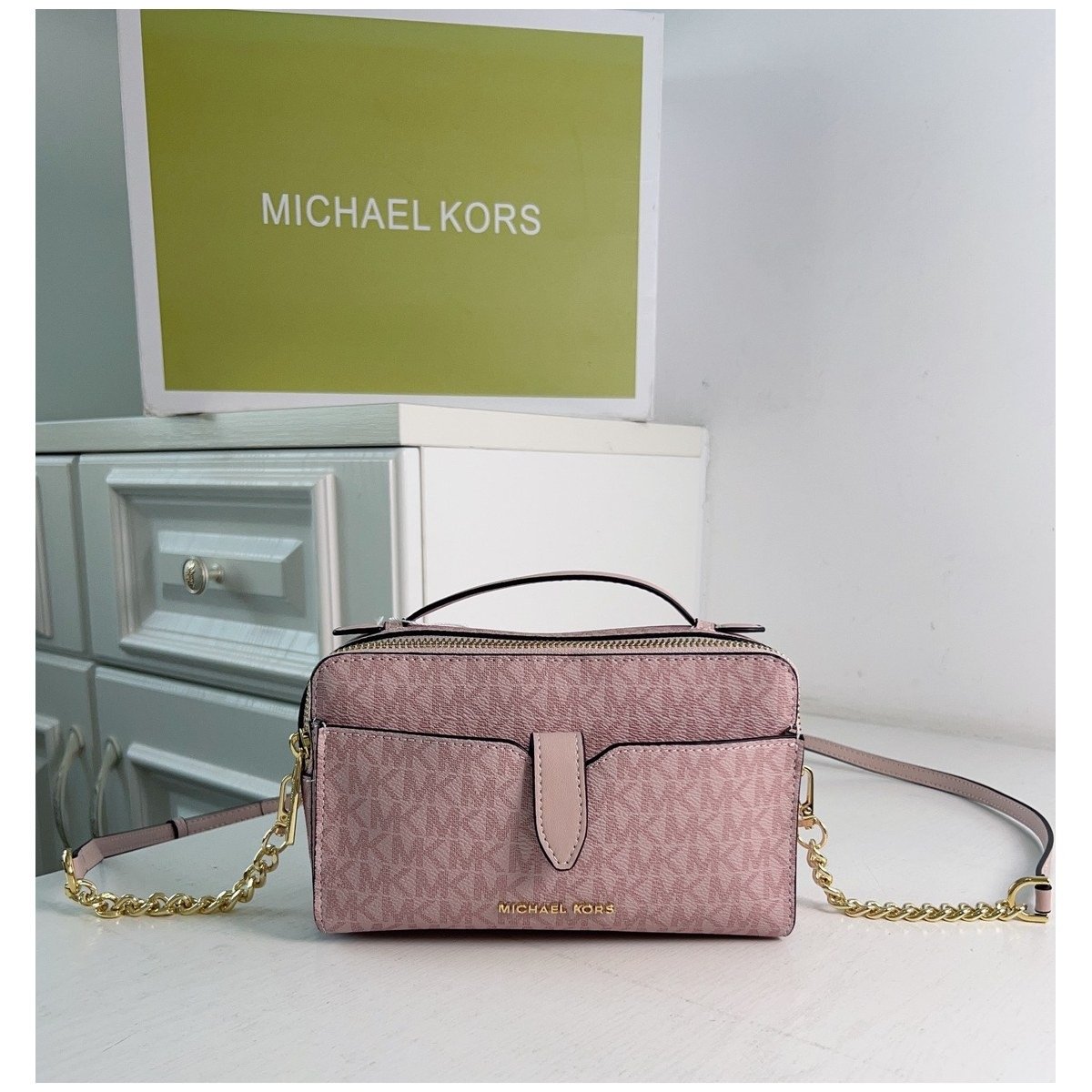 Michael Kors Jet Set Camera Bag – Rose