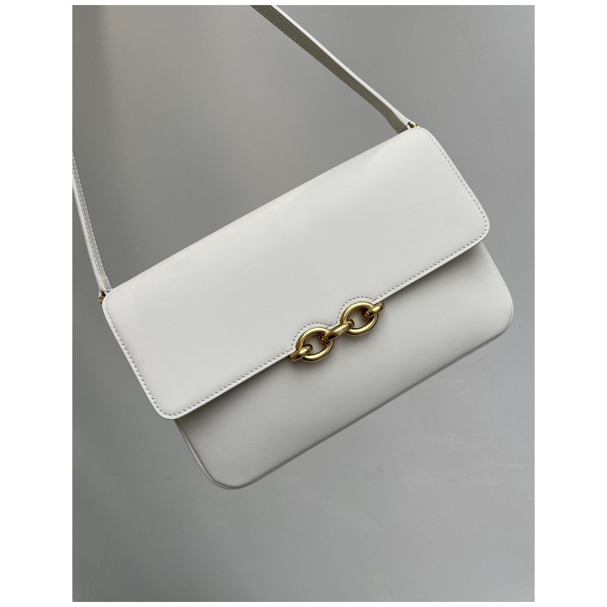 Saint Laurent Le Maillon